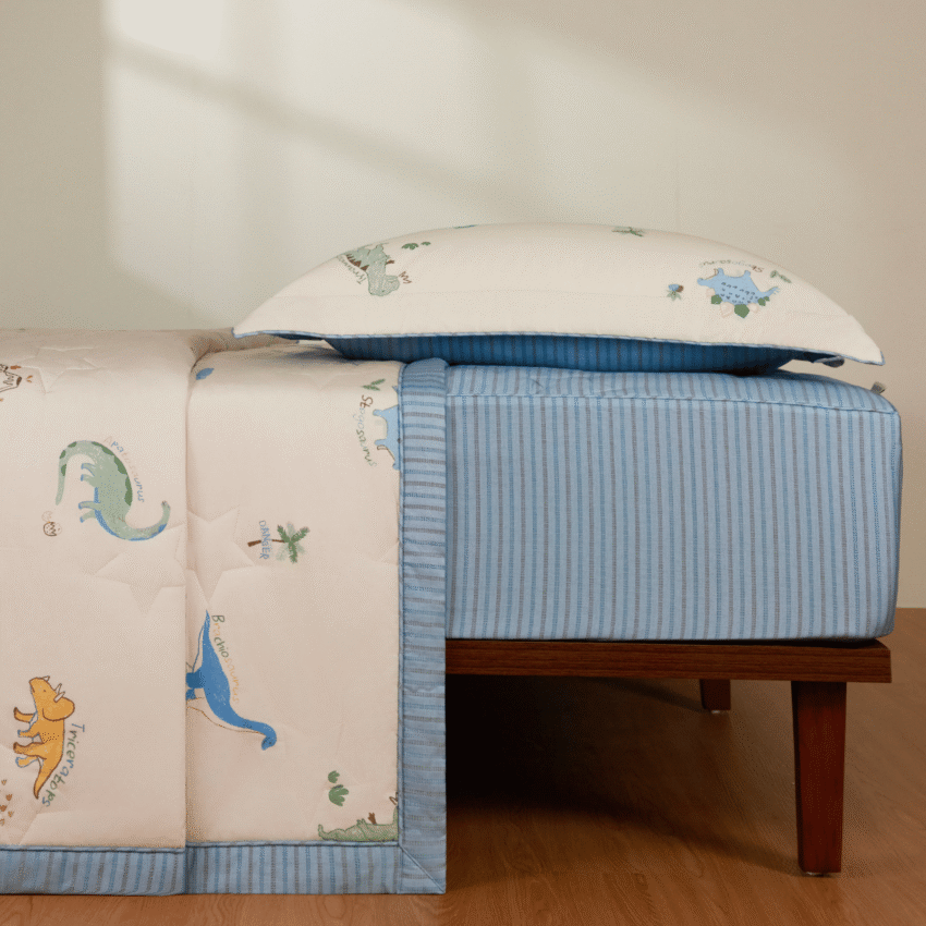 Bộ Chăn Ga Gối Cuộc Phiêu Lưu Của Cổ Dài &Amp; Ba Sừng - Cpc26204 2 2